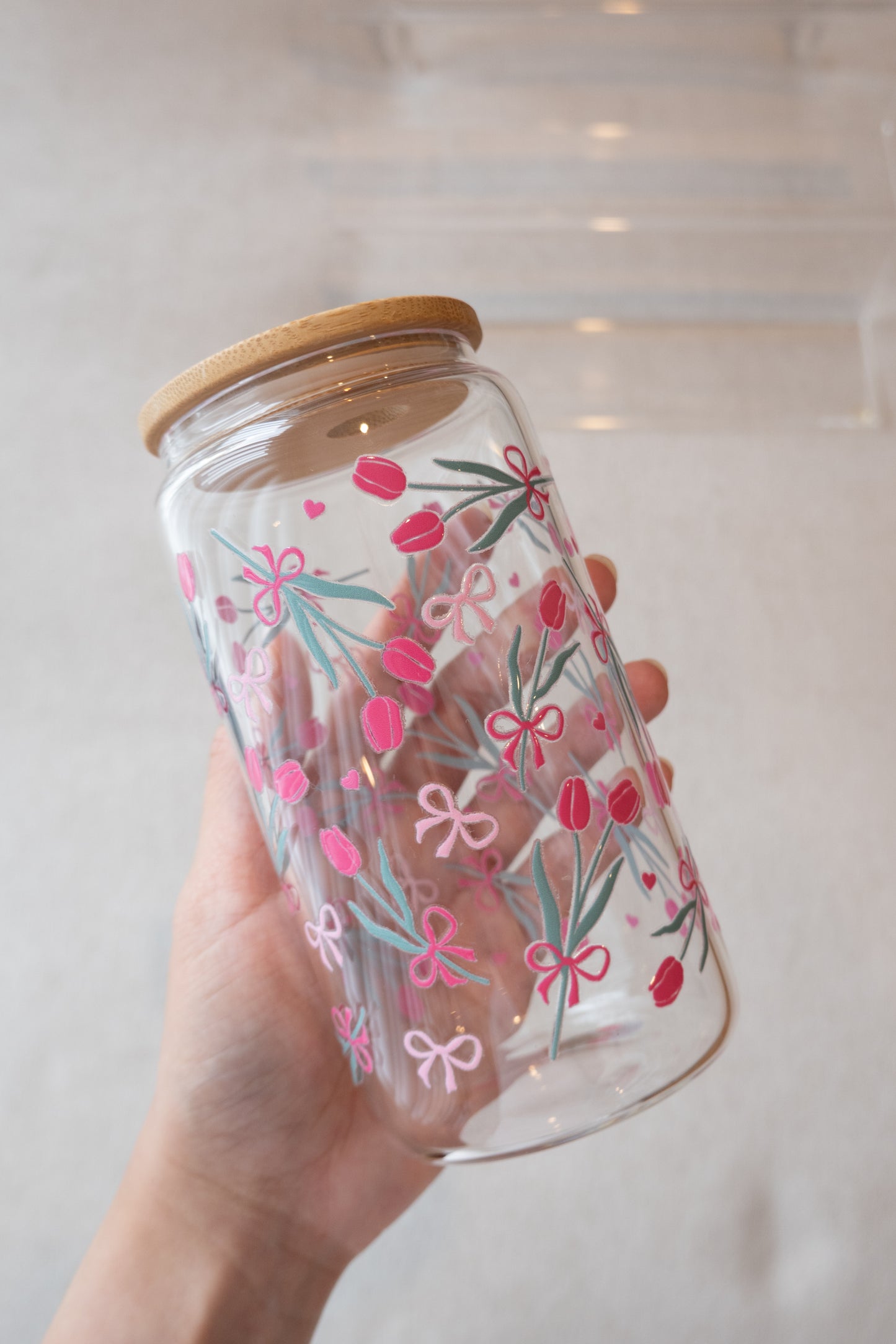 Bow & Tulip Glass Cup with Straw & Lid